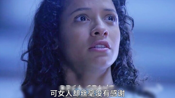 Pria itu mengulurkan tangan kanannya untuk merebut kekuatan super abadi milik orang lain.