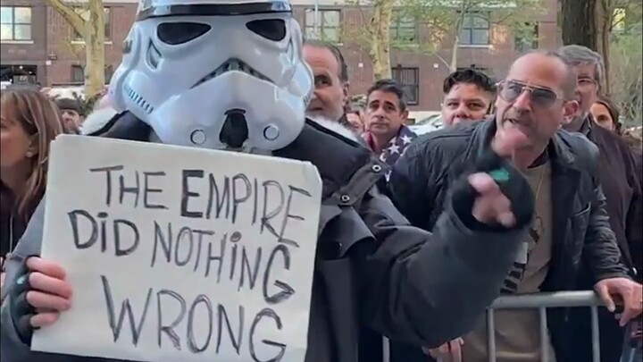 [Subtitle buatan sendiri] Ternyata yang dibahas adalah Star Wars, saya malah mengira sedang membicar