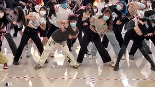 【LE SSERFIM】Luar biasa! Senang rasanya jika kepalaku dilempar! ! Tarian acak ANTIFRAGILE |. Bernyany