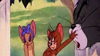 Hari keempat saat Tom diperankan oleh Jerry - kenangan masa kecil