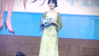 คุณไม่ได้บอกเหรอว่าถ้าฉันใส่เลือดเข้าไปในสัตว์ประหลาด มันก็จะเอาเลือดของฉันไปด้วย?