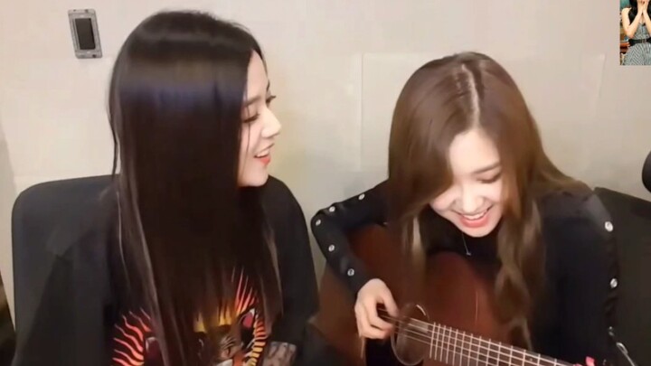 Jisoo và Rosé song ca bài Stay, phần bè của Jisoo cùng giọng hát ngọt ngào của Rosé làm tôi chết mất