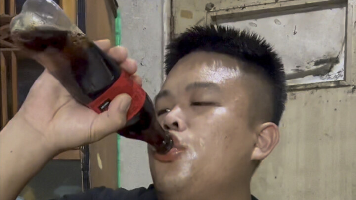 ฮ่าฮ่าฮ่า พวกคุณอยากให้ฉันอ้วนตายเลยใช่ไหม