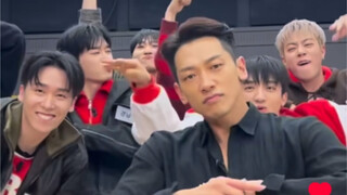 So handsome! Oh my gosh! Jung Ji-hoon, Rain!!! Episode from Rain Oppa’s IG~