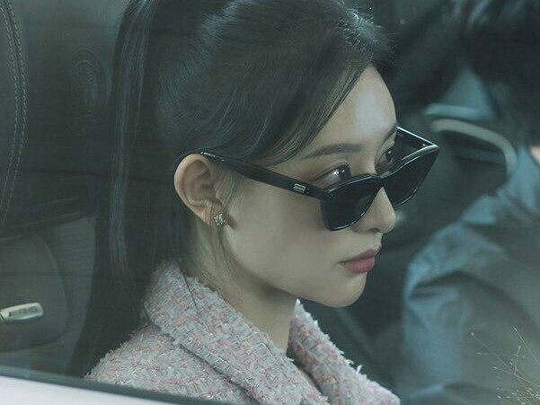 Korean dramas really spare no expense when it comes to costumes!