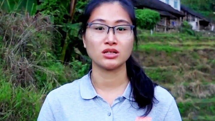 Just standing there, she already exudes the aura of a daughter of the Republic!