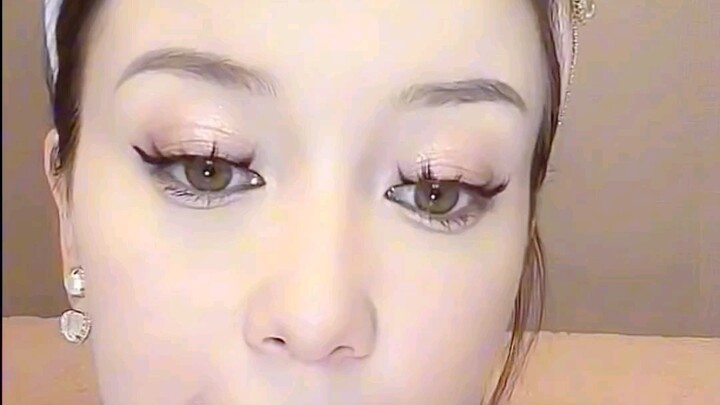 The weather’s getting cold—time to team up with Sister Ran and fire up the gas stove!