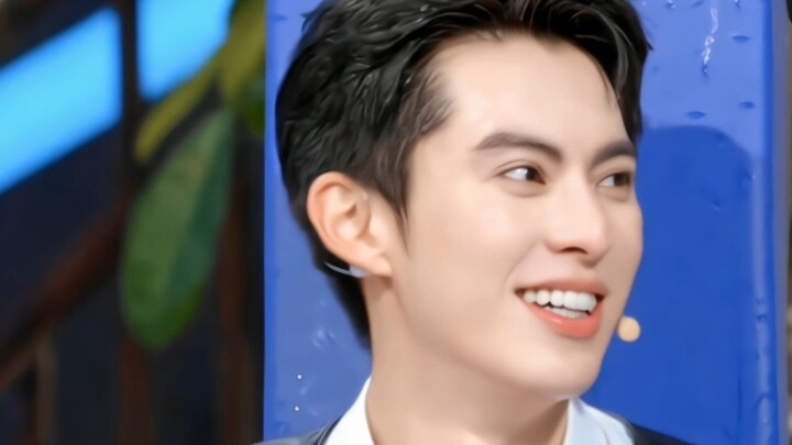 Wang Hedi | How can anyone pull off such a huge smile without cracking up?! Mastering the "shark gri