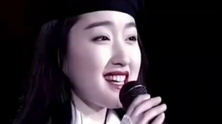 A generation’s cherished memory! Yang Yuying: I’m 20 this year—no longer a kid.