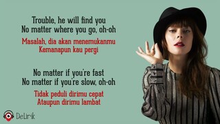 Trouble is friend terjemahan by DeLirik