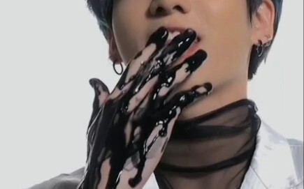 Cứ đến phong cách vẽ của Jeongguk là lại thay đổi luôn!