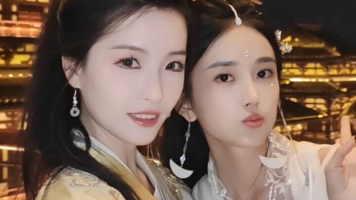 This pair of Chinese style besties is so sweet