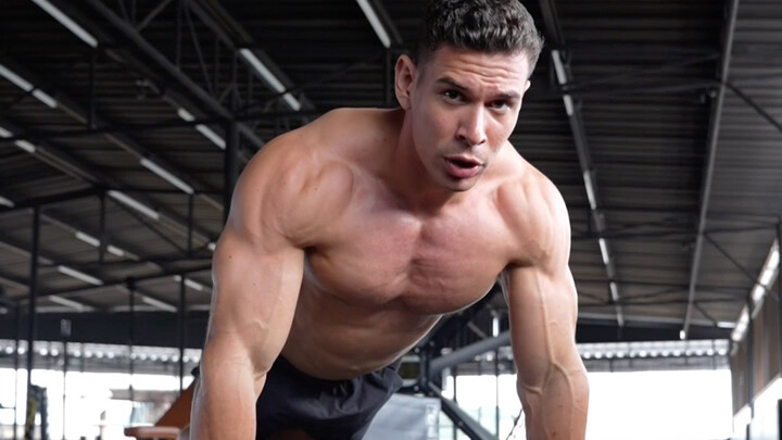 Push-up dengan lebar tangan yang berbeda melatih bagian tubuh mana?