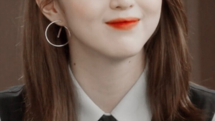 So this must be why she dares to say she wants to star in idol films, right?! Rumor has it she was e