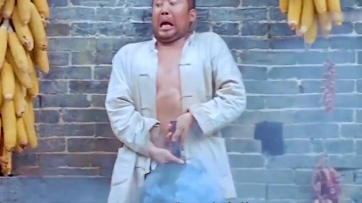 [Xiao Bei] Liệu một chiếc cối không thể di chuyển trong một con gà có thể chặn được đoàn tàu?