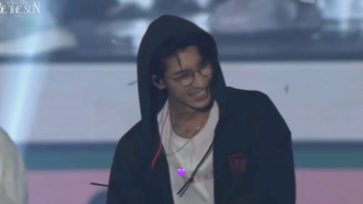 [All Wonwoo] Watching Little Wonwoo smile and have so much fun makes me so happy… sob sob 220625 BE 