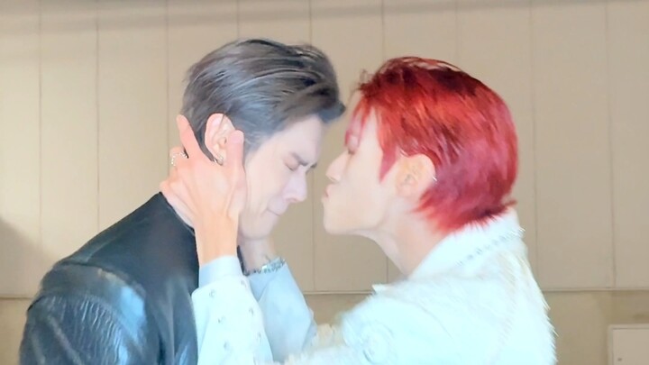 【Choi Yeon-jun】251216 TikTok Update: Tantangan Talk to You — Saat Aku Ngobrol sama WOOYOUNG 💋