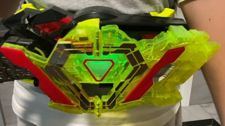 Mở khóa 01 chiếc thắt lưng đẹp trai nhất