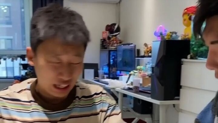 เล่นไพ่นกกระจอกยังมีแบบนี้ด้วยเหรอ? บอกกฎกับเพื่อนร่วมห้องนี่แหละคือความผิดพลาดที่ใหญ่ที่สุดของฉัน!