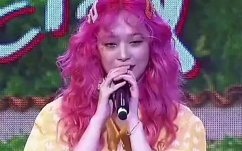 【Choi Sulli】“Cái bệnh là thế giới này, nhưng người uống thuốc lại là tôi”