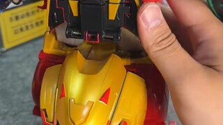 Bandai DX Pirate Team Fang Barking Lion