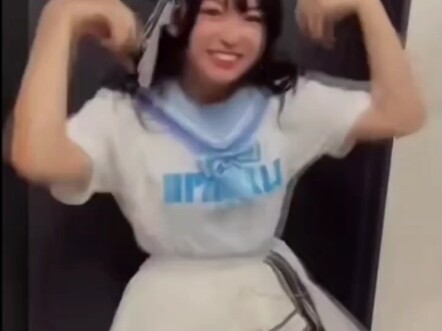 小哥小哥，来吃菌子