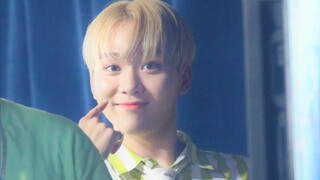 【SEVENTEEN】Dalam tarian bulan ke-13, Seung Kwan menarikan posisi delapan kecil dan semua orang mulai