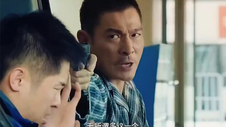 假肢都能跑那么灵活 #刘德华