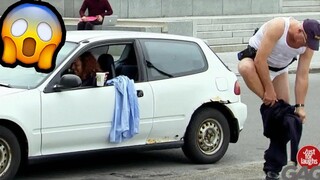 ฉันรีบ! เพียงเพื่อหัวเราะมุข