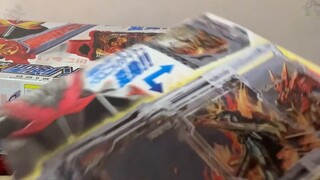 [750 Tas Keberuntungan Kamen Rider untuk Penggemar] Ini benar-benar tas keberuntungan paling membaha