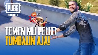 PUBG MOBILE | Teman mu pelit? Tumbalin aja!