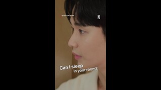 Husband asks wife if they can sleep in the same bed#QueenOfTears #KimSoohyun #KimJiwon #Netflix