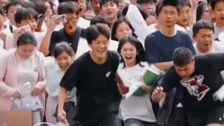 Tin tức năm thi đại học: Nhìn lại lịch thi đại học qua các năm, bồi hồi nhớ về những tháng năm thanh