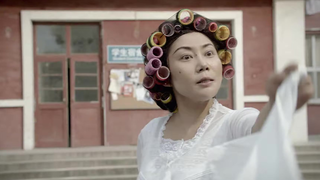 The Squares Ad, Hostess Version