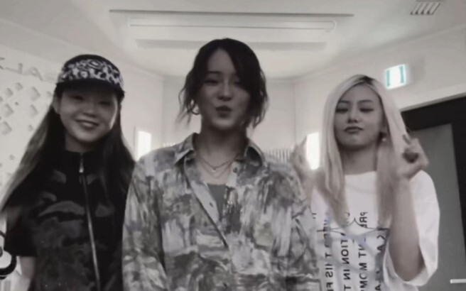 无论我们做什么 心里想的都是ALPHAZ 240502 XG No matter what we do,all we think about is ALPHAZ