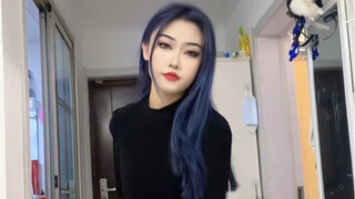 还是那个皮裤小姐姐