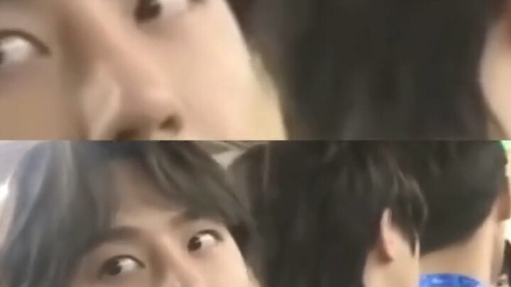 Omong-omong, si Wang tuh emang sangat sensitif sama yang namanya «xiao» nih [