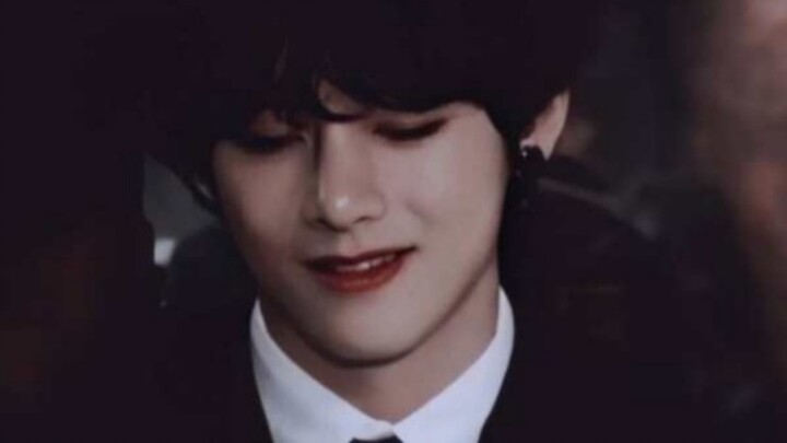 [BTS V] His gaze is made for villian characters!