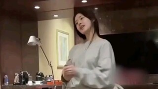 Your sister Zhao is the dancing queen Zhao Lusi