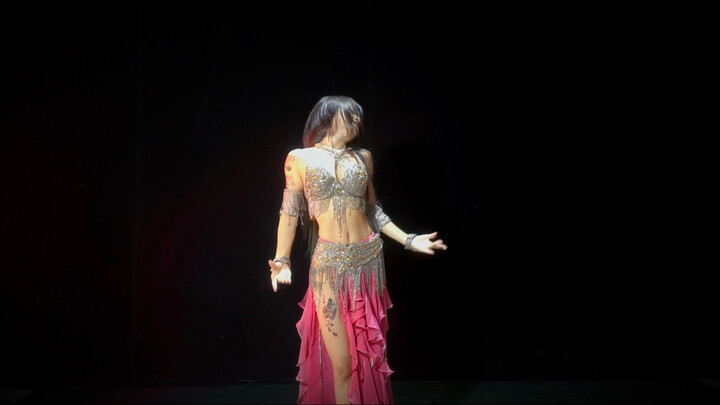 Heavy dance costumes are here again popsong
