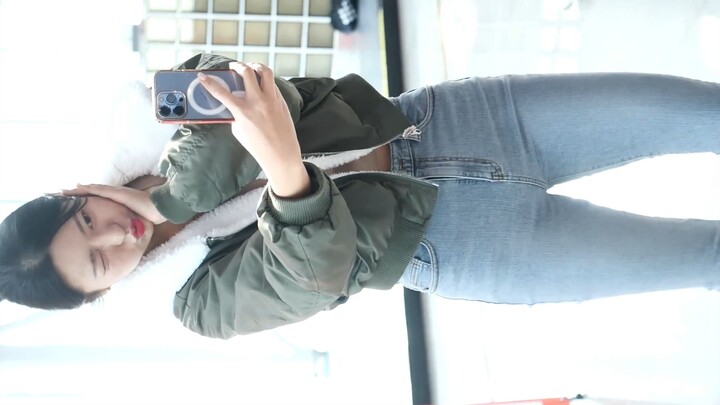 [Clean Version] Cheerleader Jeans Goddess Kim I-soo, the Court Stroll Master