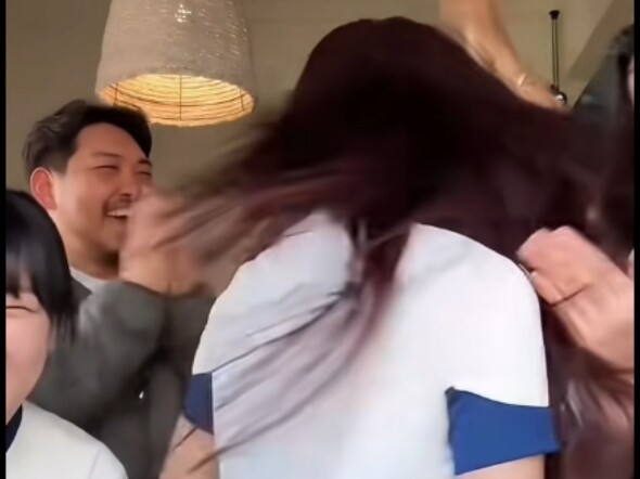 Di Xi Ting: The four sisters are also hooked on Chief Park, hahahahahahahaha