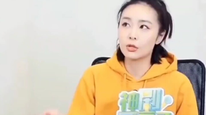 Ternyata gerakan mengikat ikat pinggang itu dirancang oleh kakak ipar!