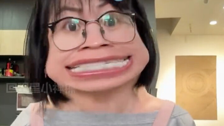 Sis, post the surveillance footage! I wanna see it hahaha (cr: "Show's About to Start")