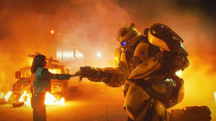 Kalau dilihat dari usia para Autobot, Bumblebee sebenarnya masih anak-anak. (Bagaimanapun juga, dia 