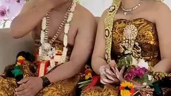 Istri Penasaran