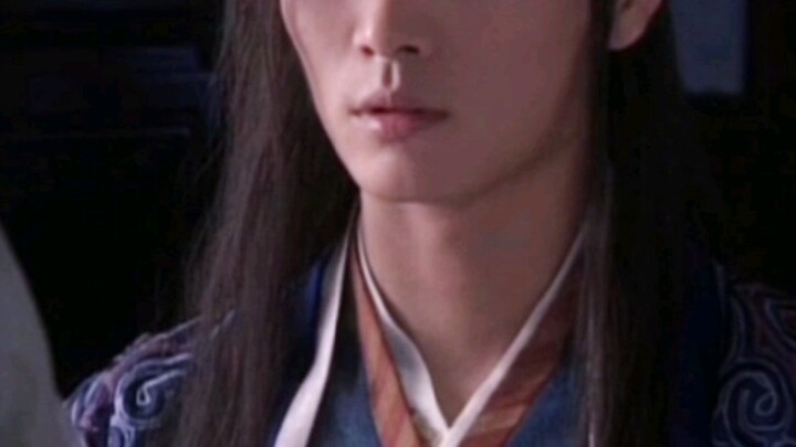 จ้าวหงเฟย: ผู้ชายตัวโตอย่างผมจะแสดงเป็นสาวน้อยขี้อ้อนได้ยังไง! ผู้กำกับ: คุณแค่เก็บอาการหน่อยก็พอแล้