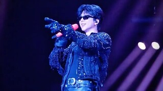 Liu Yuning's concert @Beijing * Song 把你的名字念一万遍