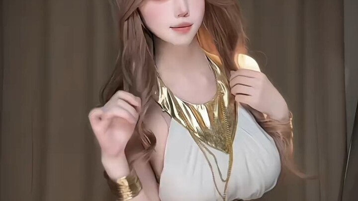 cosplayer cakep dan gede