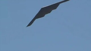 Stealth Bomber in Range with sound - X-stream